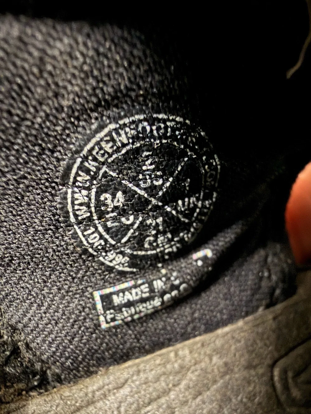 KEEN Newport H2 Closed Toe Sandals - Size 2